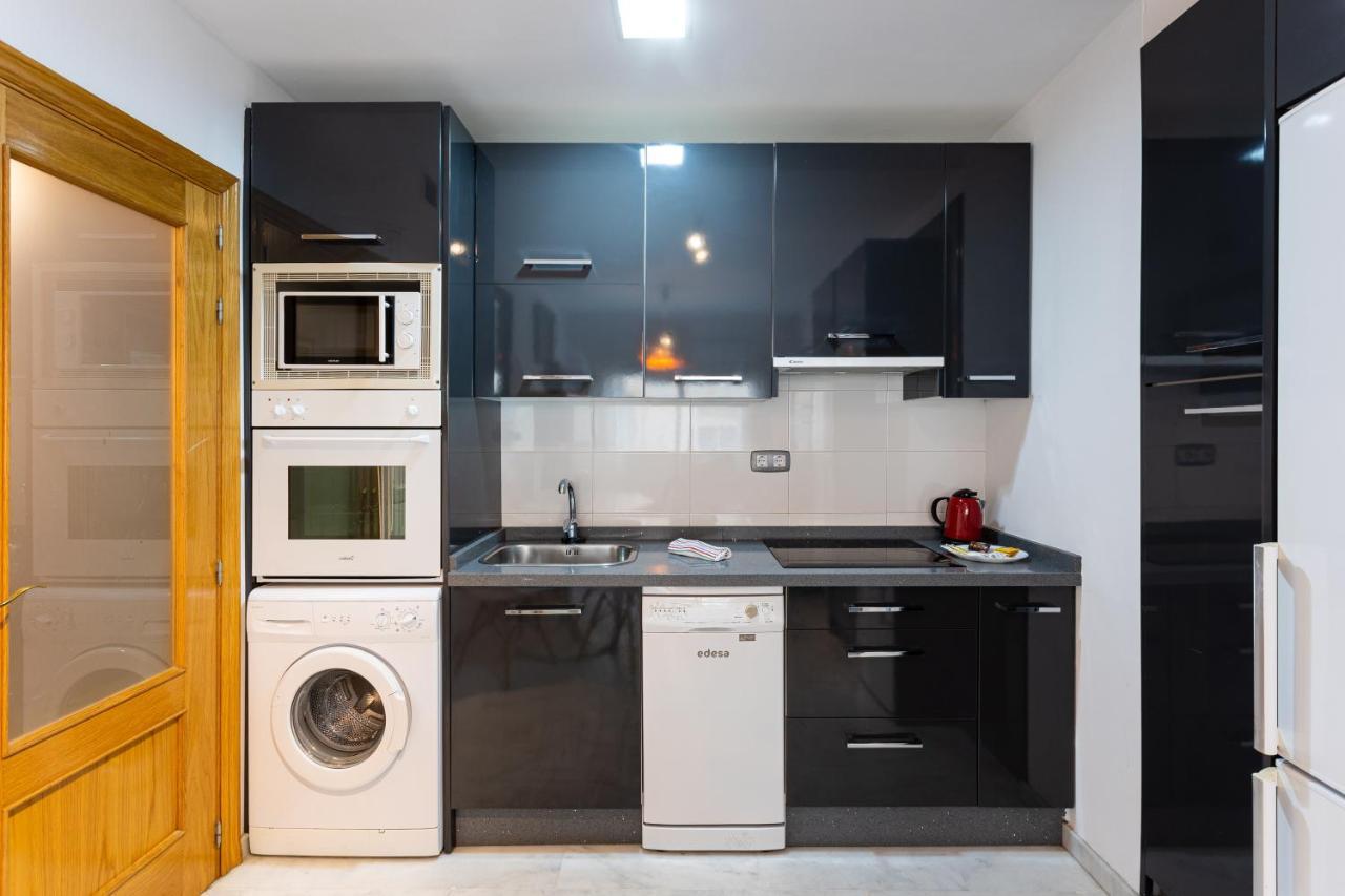 Holidays2Malaga Carrera Capuchinos Free Parking Aircon Downtown Exteriör bild