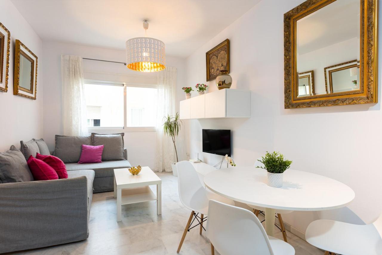 Holidays2Malaga Carrera Capuchinos Free Parking Aircon Downtown Exteriör bild